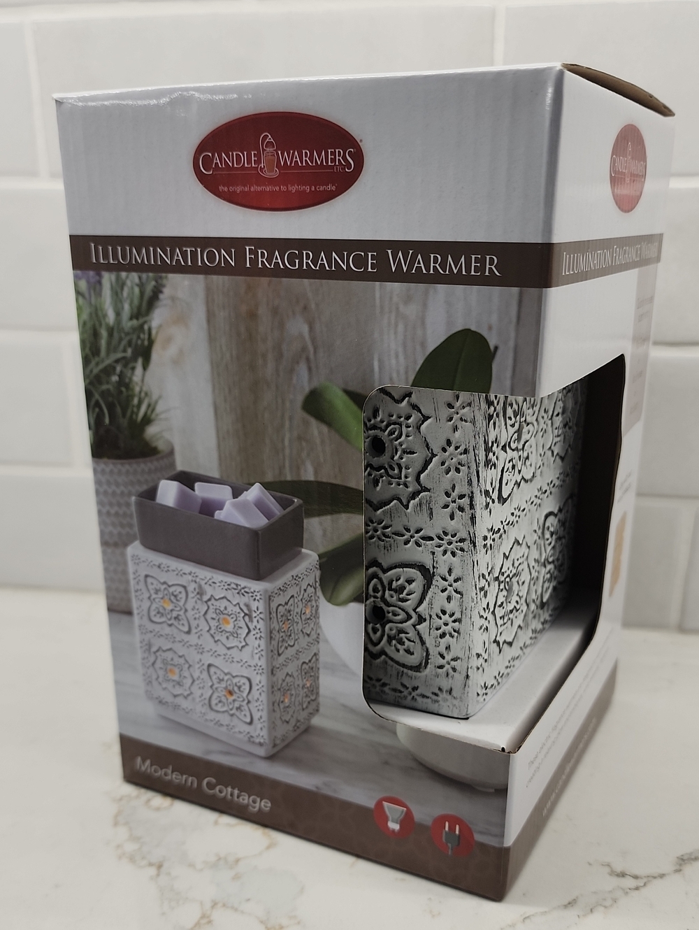 Candle Warmers Illumination Fragrance Warmer - White with Gray Tile Pattern